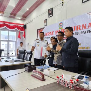 Rapat Paripurna DPRD Kabupaten Toba dalam Rangka Penyampaian Nota Pengantar Bupati atas Ranperda Perubahan APBD (P.APBD) Tahun Anggaran 2026