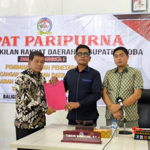 Rapat Paripurna DPRD Kabupaten Toba dalam Rangka Penyampaian Pandangan Akhir Fraksi-fraksi terhadap Ranperda P.APBD TA 2026